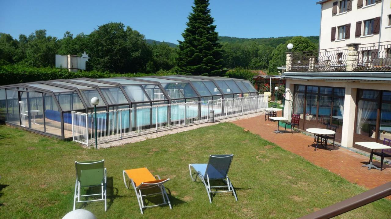 Logis La Rose Des Vents Hotel Volvic Kültér fotó